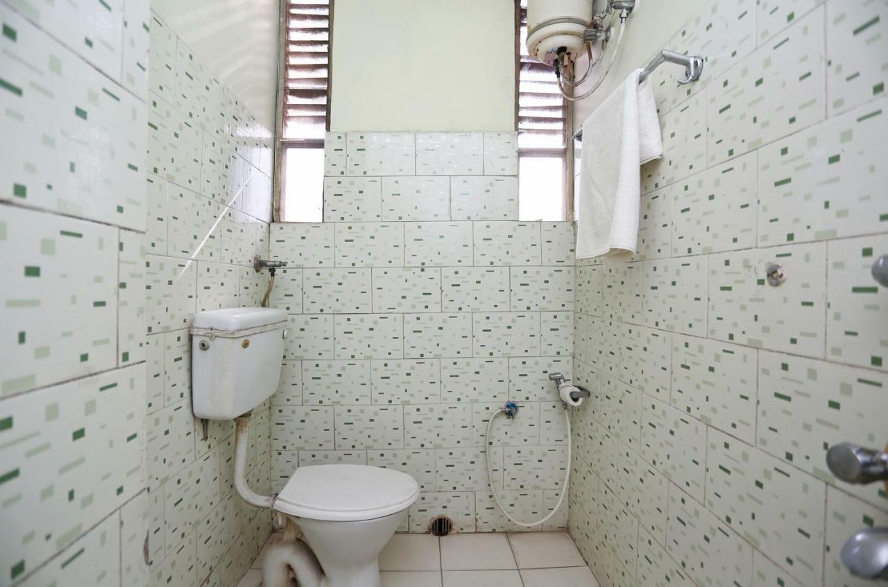 Oyo 24916 Hotel Aquatic Palace Kalyani Εξωτερικό φωτογραφία