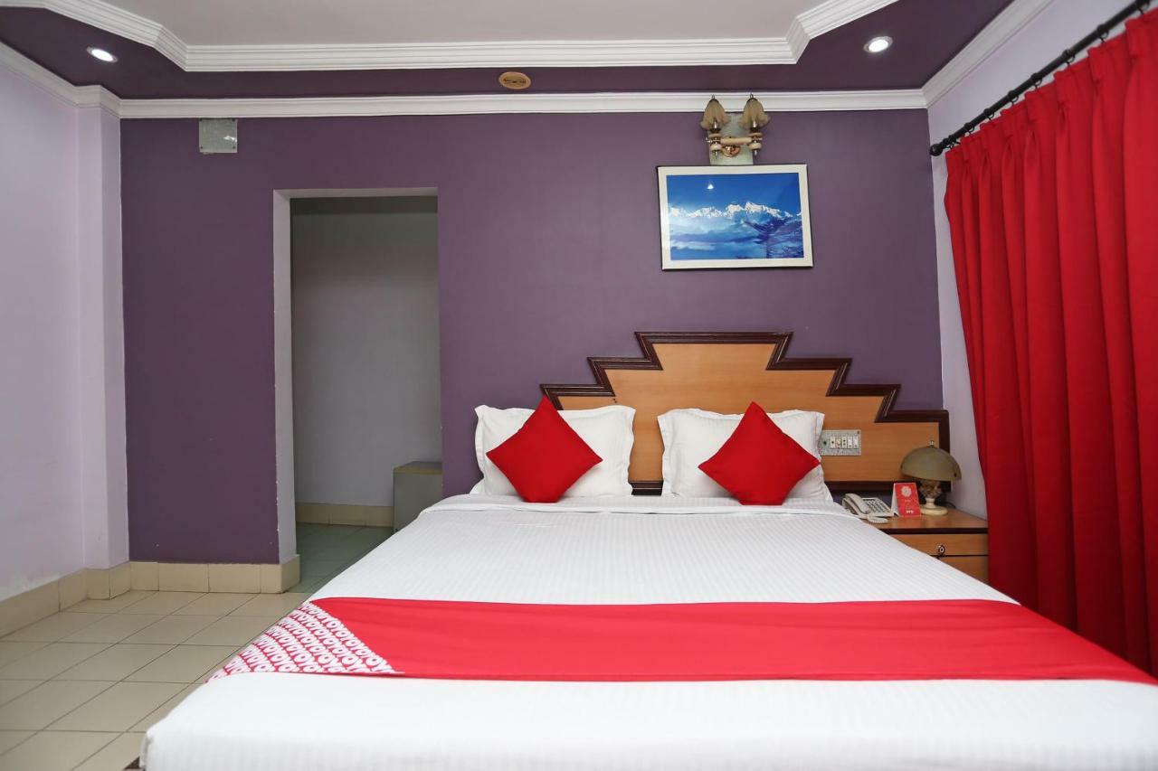 Oyo 24916 Hotel Aquatic Palace Kalyani Εξωτερικό φωτογραφία