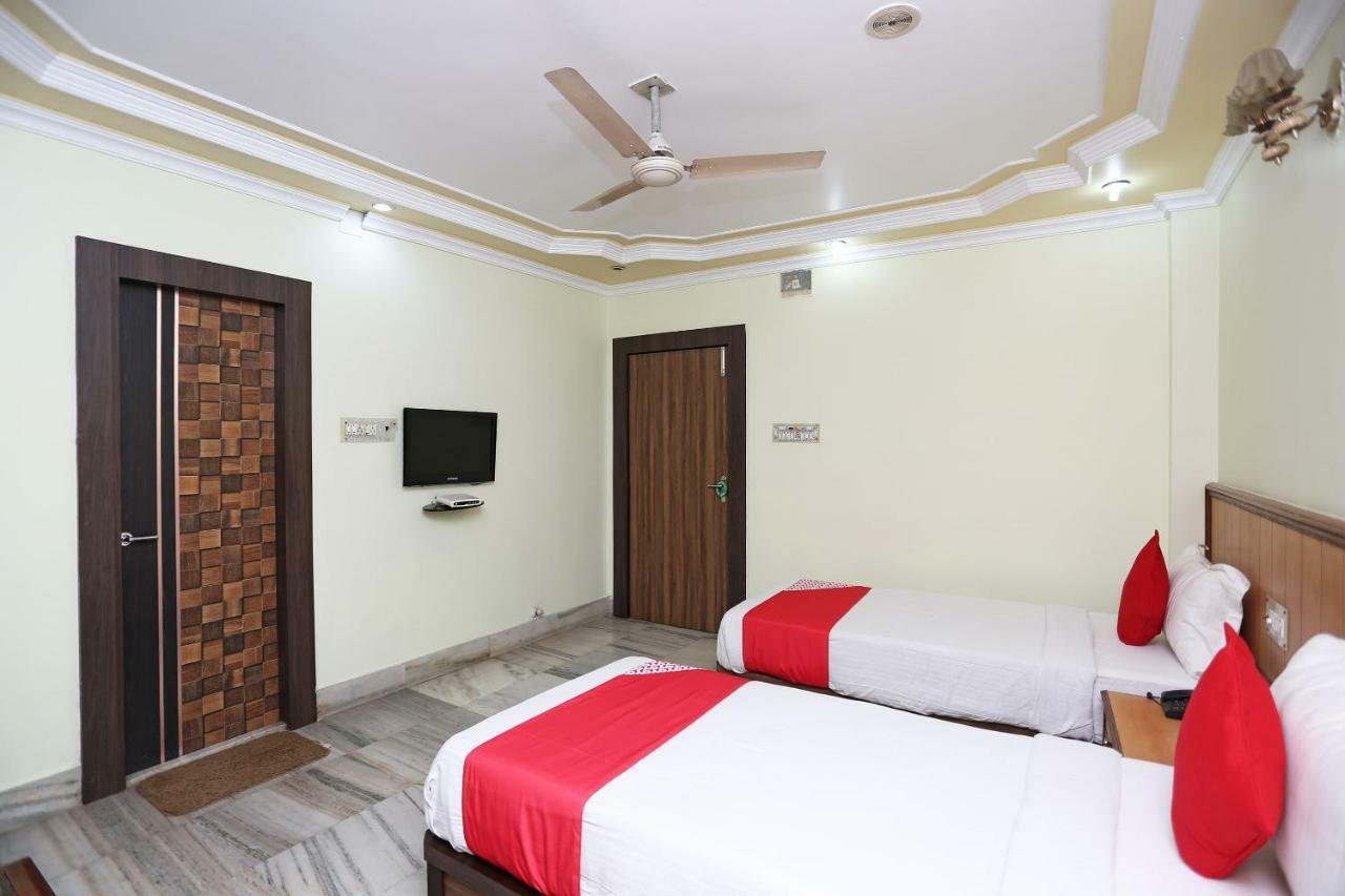 Oyo 24916 Hotel Aquatic Palace Kalyani Εξωτερικό φωτογραφία